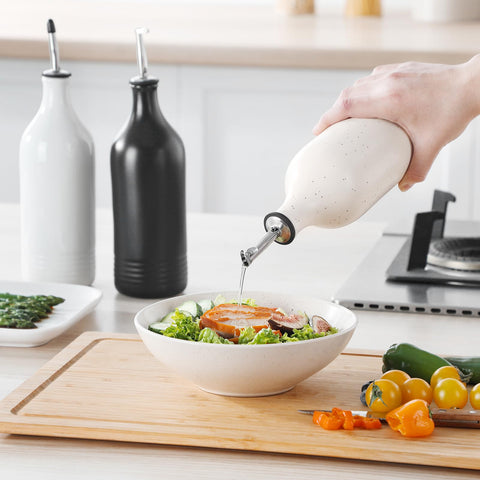Vancasso generous capacity reduces refills during cooking.