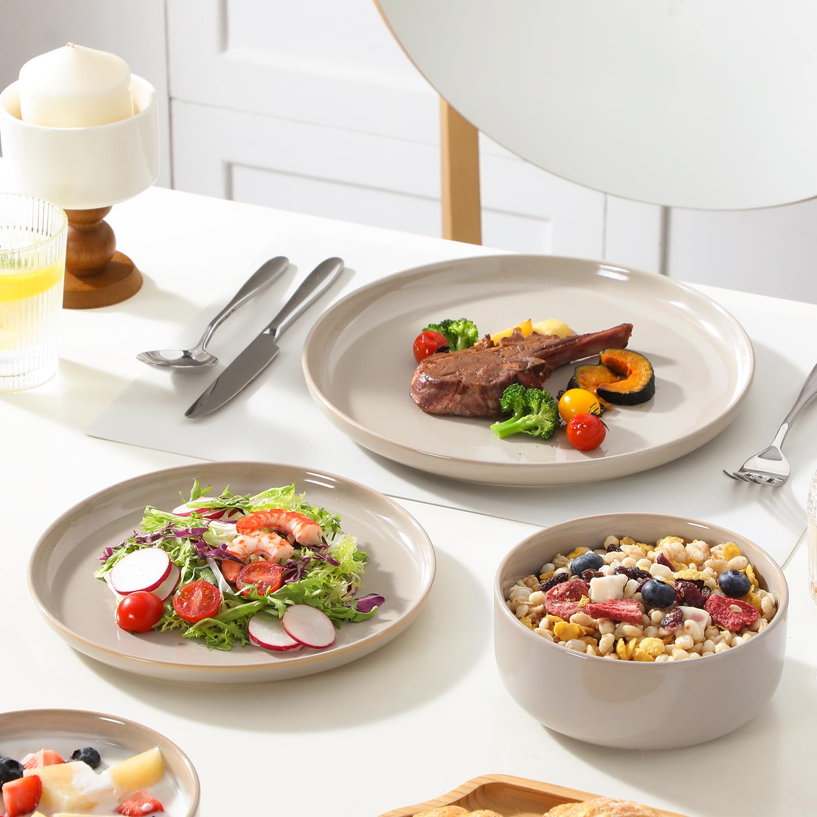 Vancasso Playa table setting packs style and practicality together.