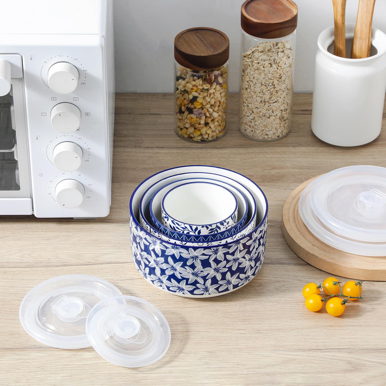 Vancasso Selene microwave-safe ceramic bowls ready for quick reheating.