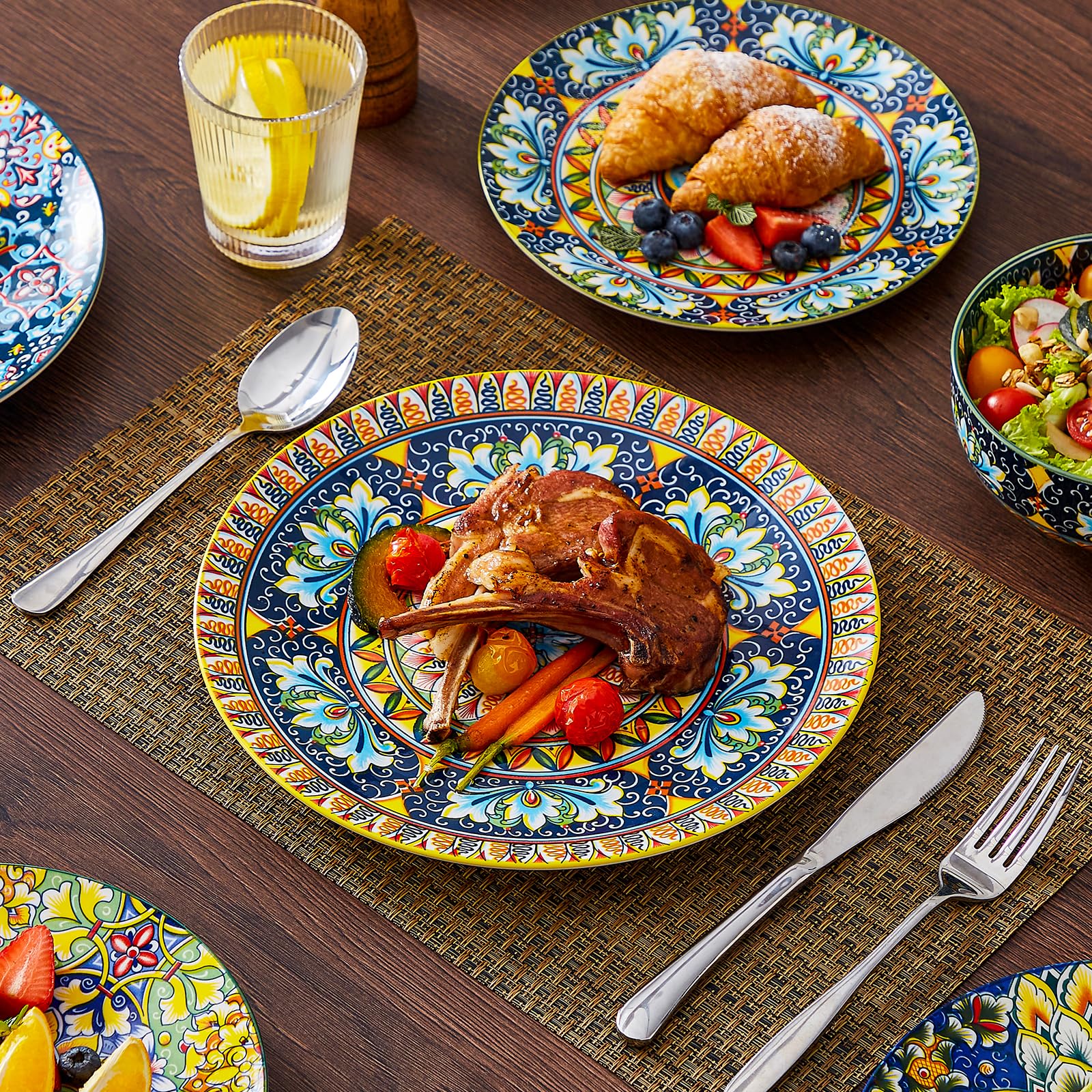 Vancasso SIMI set makes a thoughtful gift for occasions.