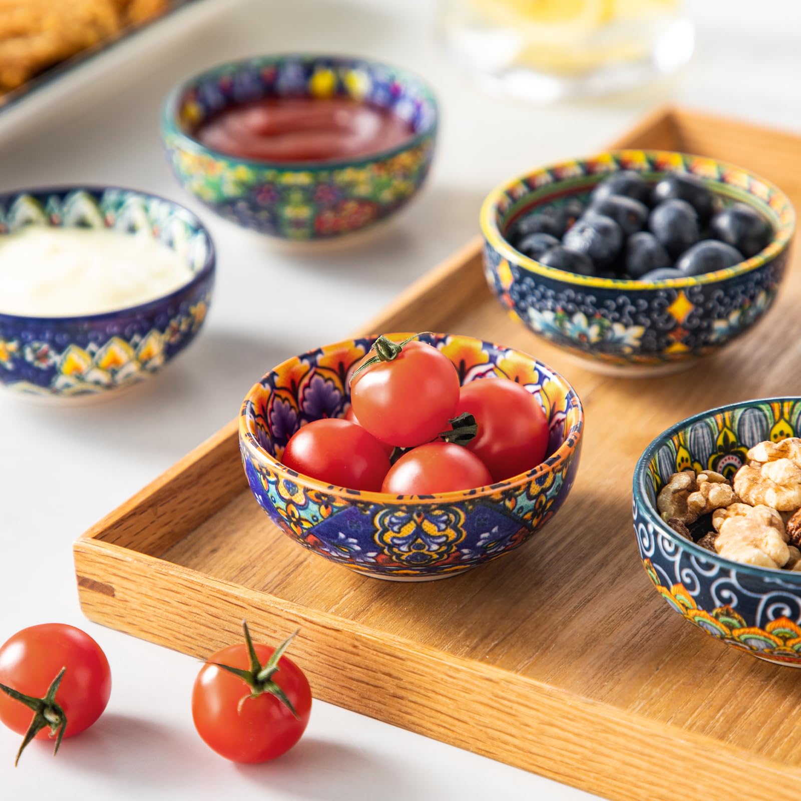 Vancasso SIMI gift-ready dipping bowls ideal for housewarmings or celebrations.