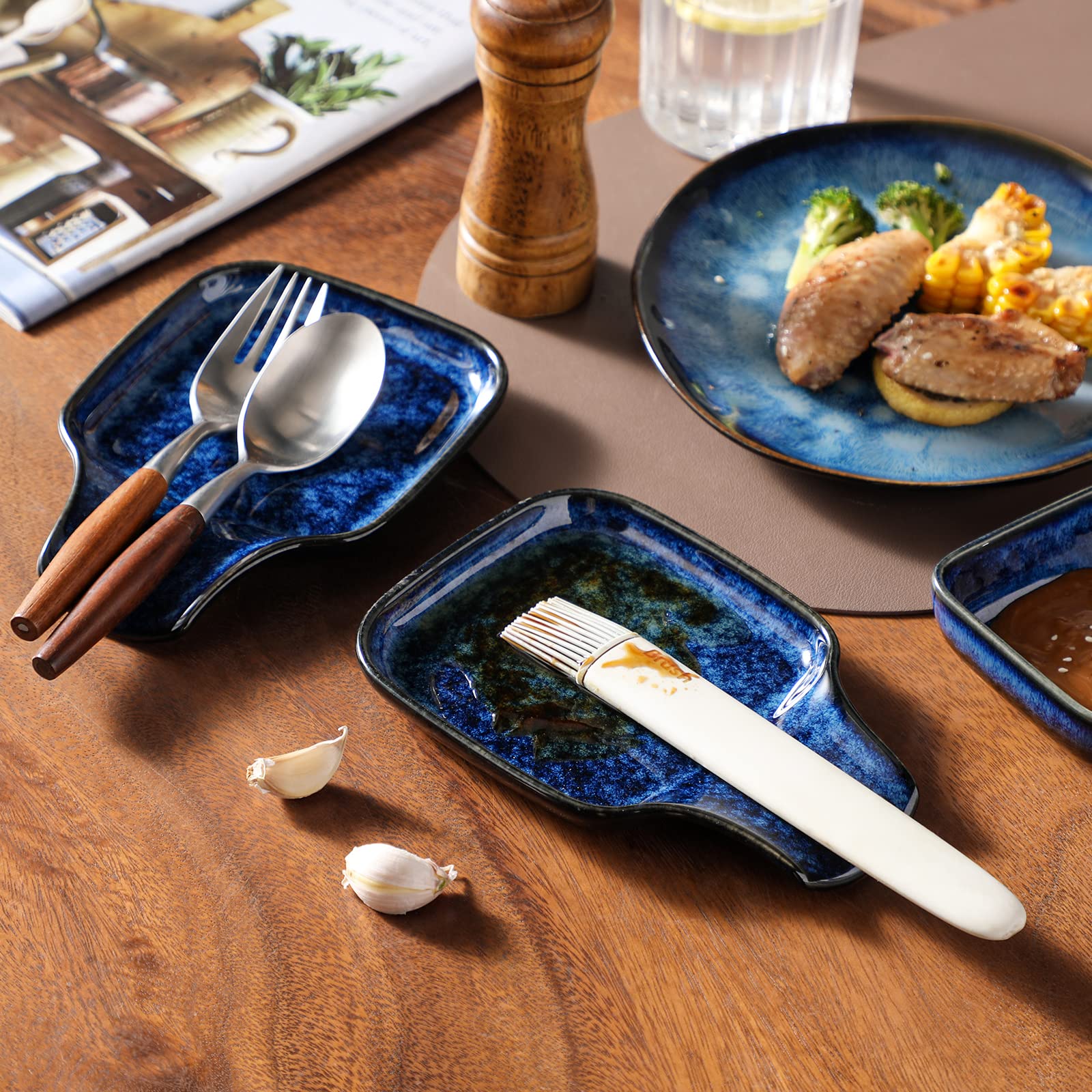 Vancasso Stern compact spoon rest supports tidy prep and cooking tasks.
