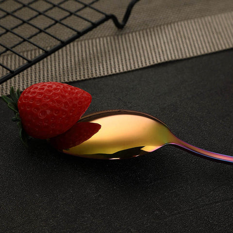 VANDBAO dishwasher-safe flatware set simplifies cleanup after meals