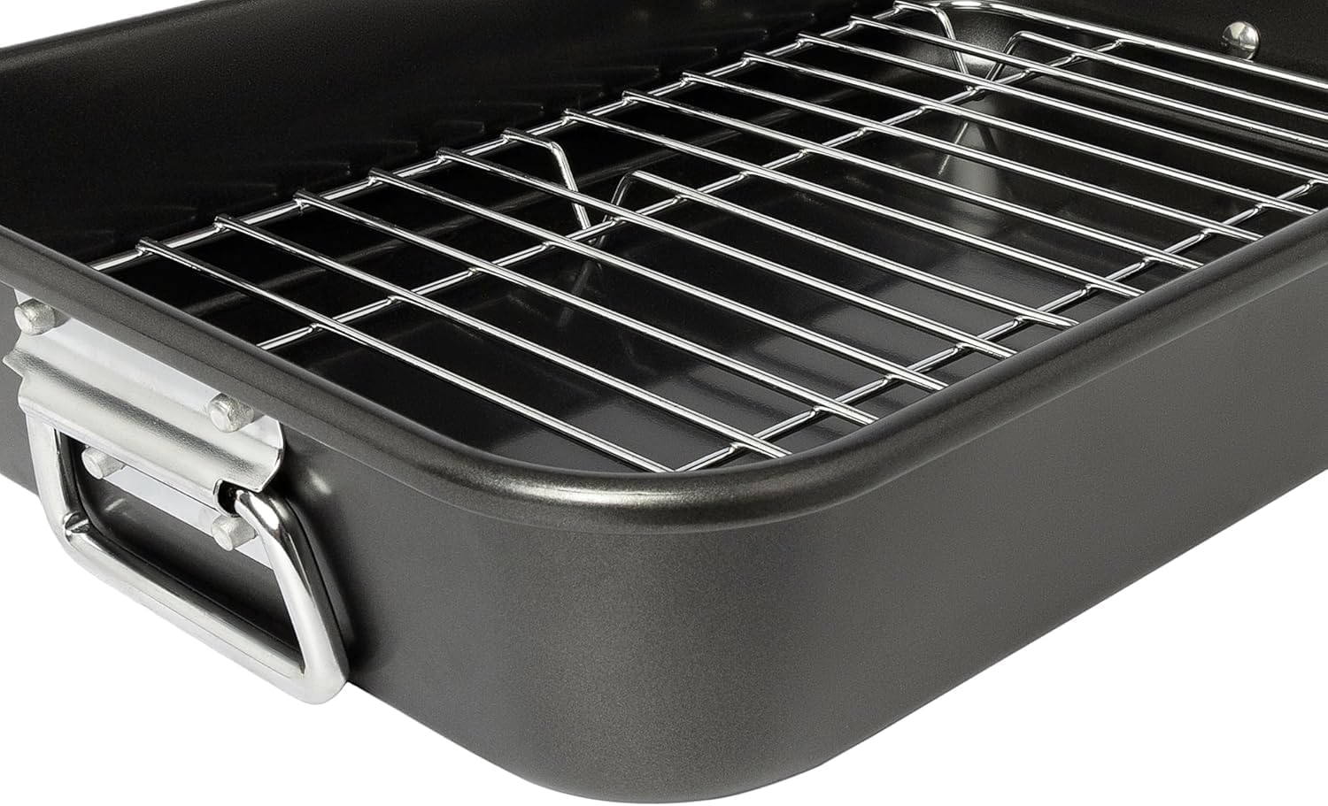 VANKUTL roasting pan interior nonstick for easy food release and cleanup.