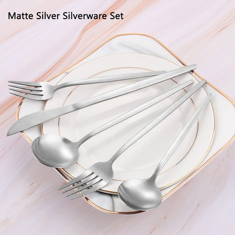 VANVRO dinner fork with balanced weight for comfortable cutting