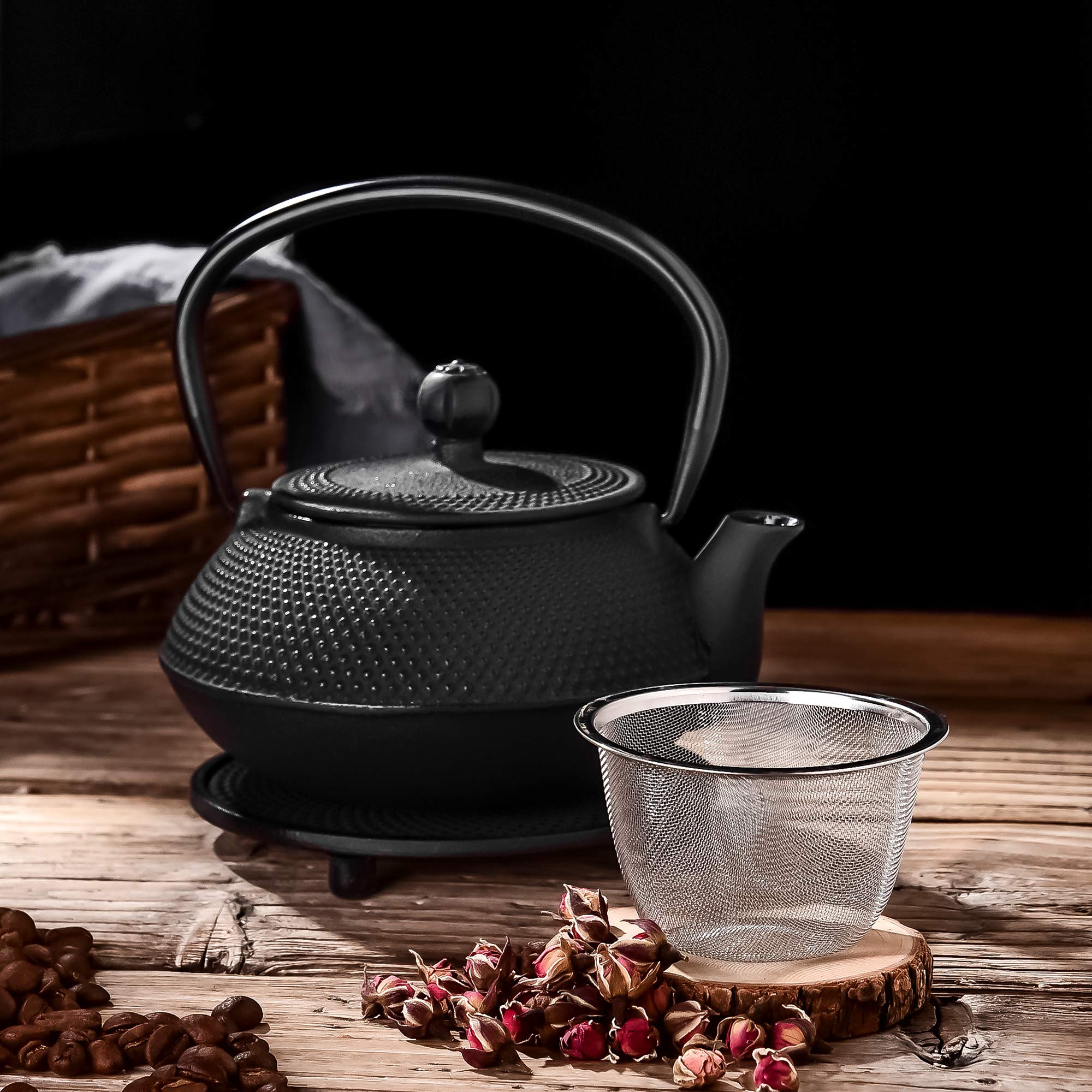 Velaze cups included for 1–2 servings of tea.