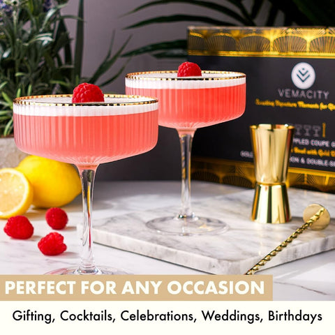 VEMACITY gold bar spoon ideal for smooth stirring and layering.