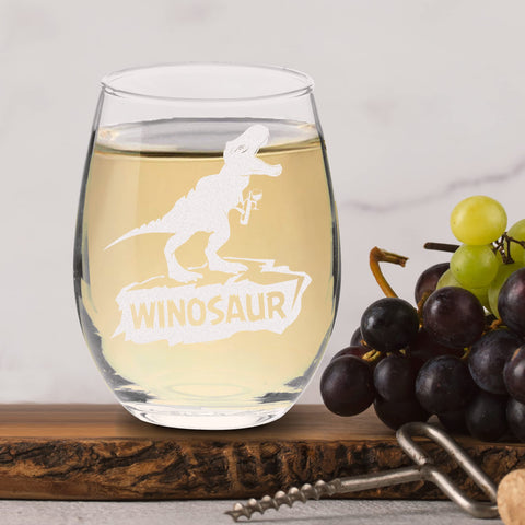Veracco Winosaur 15-ounce capacity supports versatile serving from wine to cocktails.