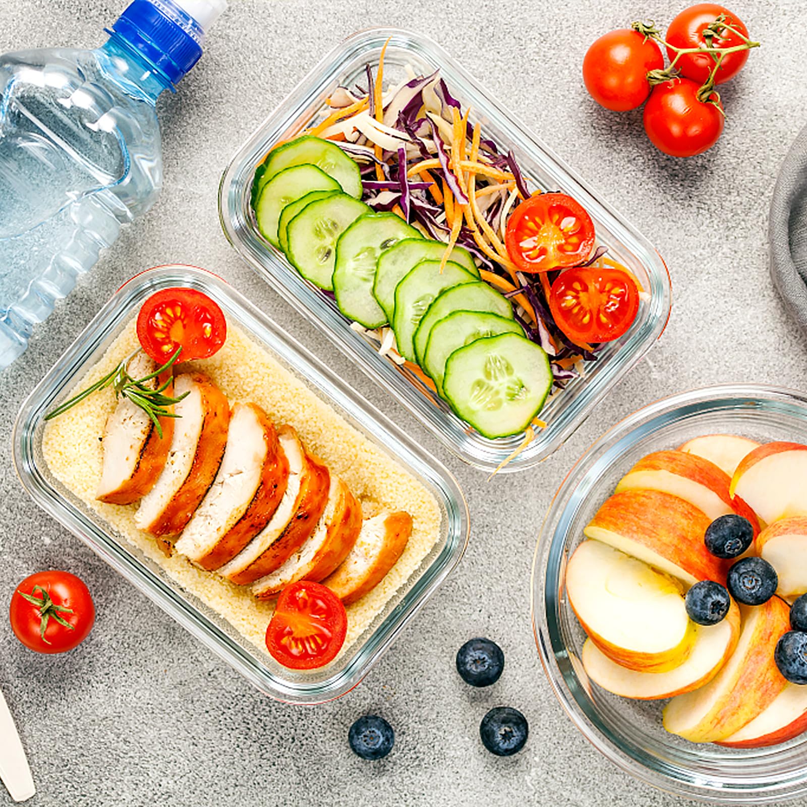 VERONES grey glass lunch set offers durable, reusable storage