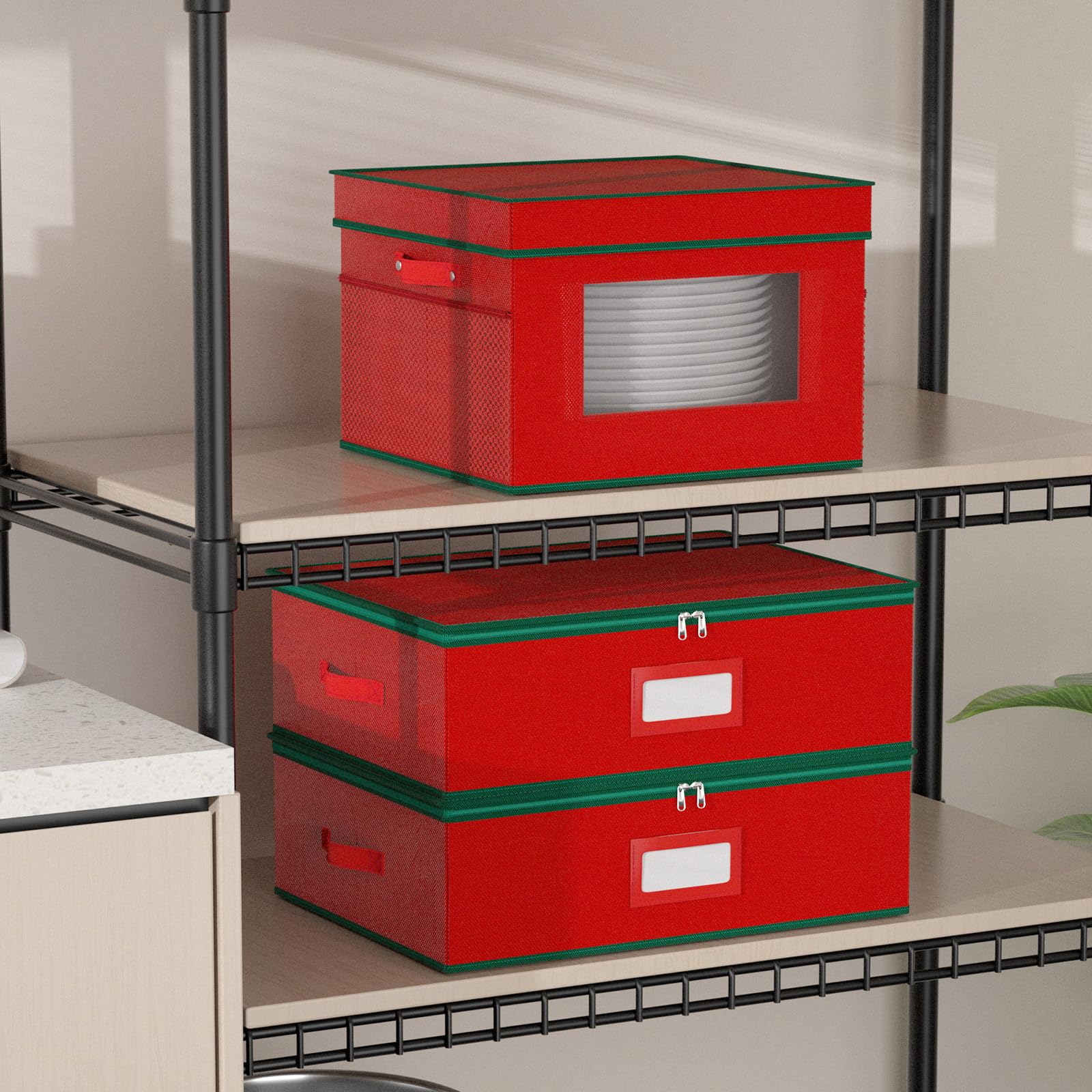 VERONLY reinforced handles enable safe carrying of china.