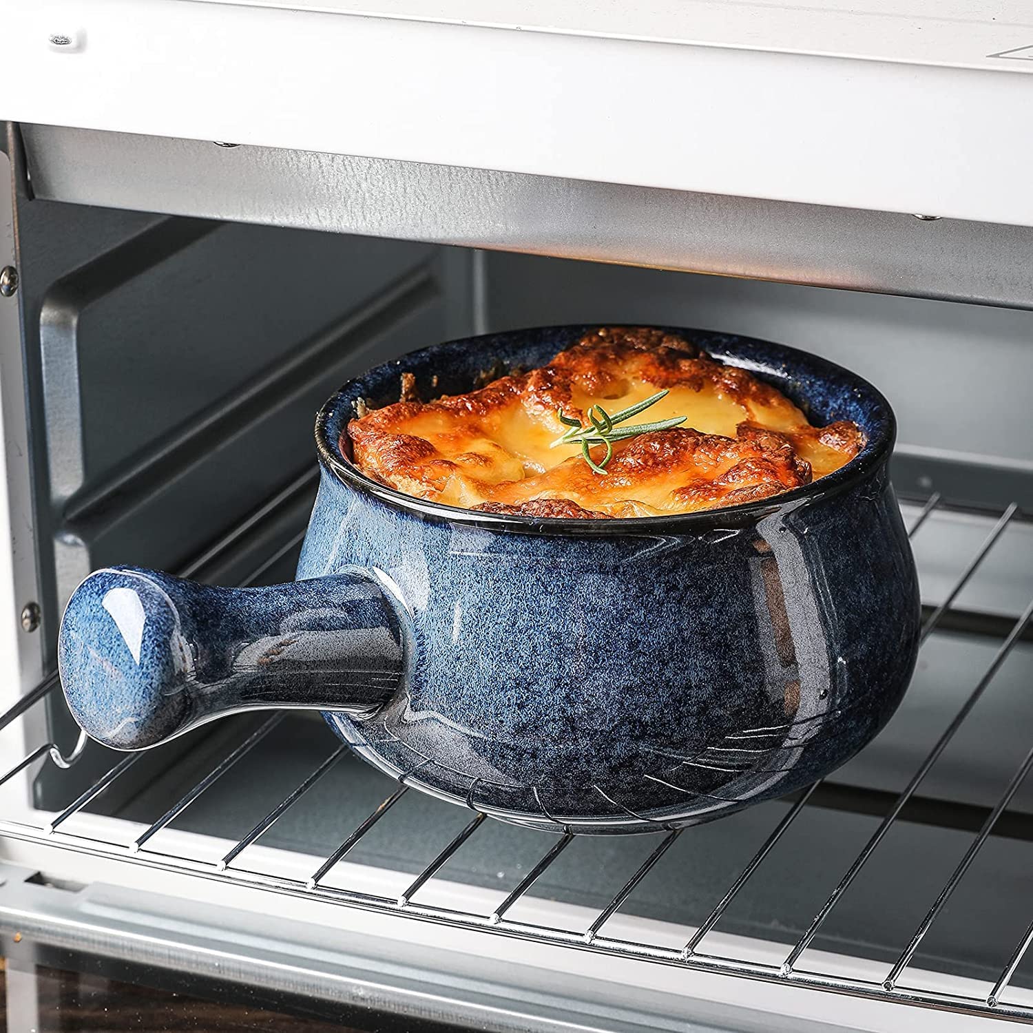 Vicrays blue chip-resistant porcelain bowls suitable for soups and stews