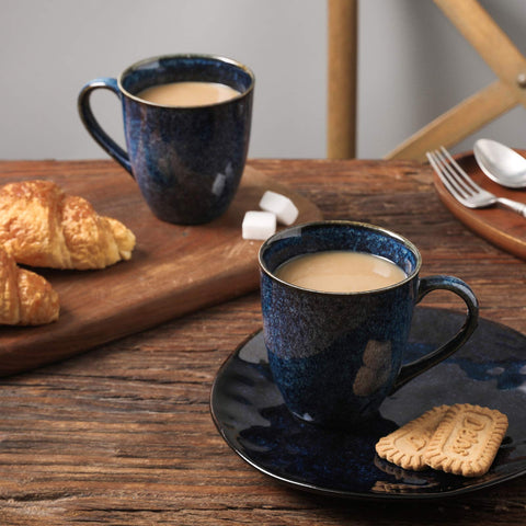 Vicrays chip-resistant glaze resists daily wear.