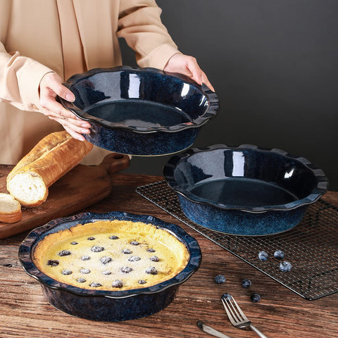 Vicrays nonstick glaze enables easy cleanup after pies and quiches.