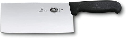 Victorinox Chinese Classic knife with visible edge enables precise slicing.