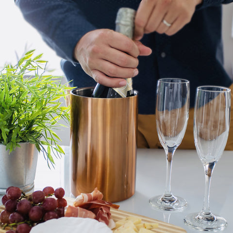 Villa & Marx 750ml bottle fit ensures broad compatibility.