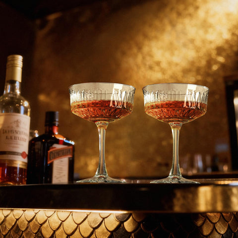 VIMERPA handblown coupe glasses with smooth curves and durable thickness.