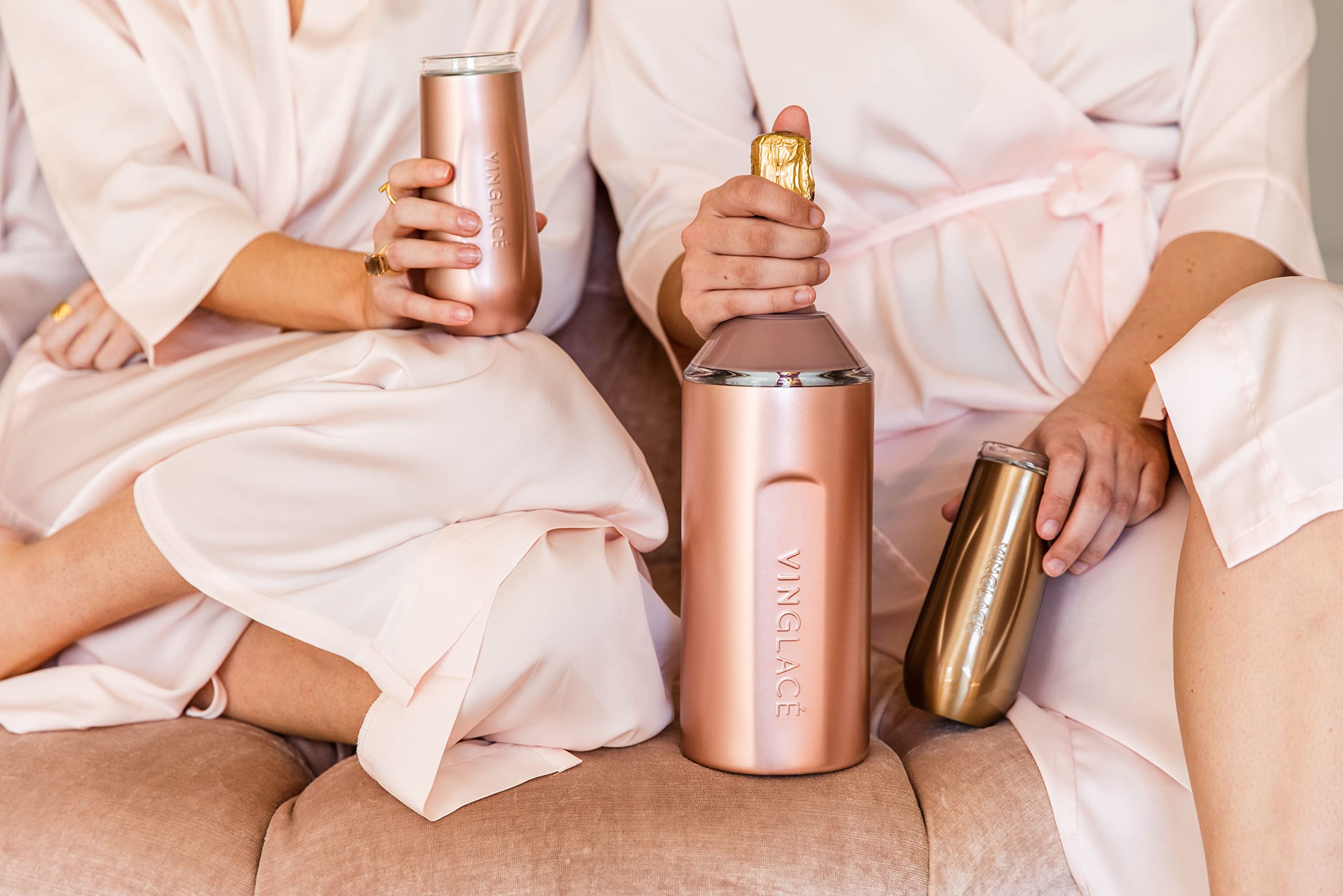 Vinglacé bottle insulator keeps chilled wine ready for outdoor dinners.