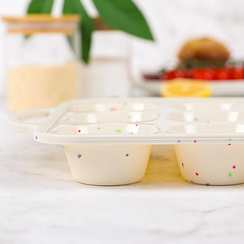 Vinino stackable design saves kitchen space when storing.