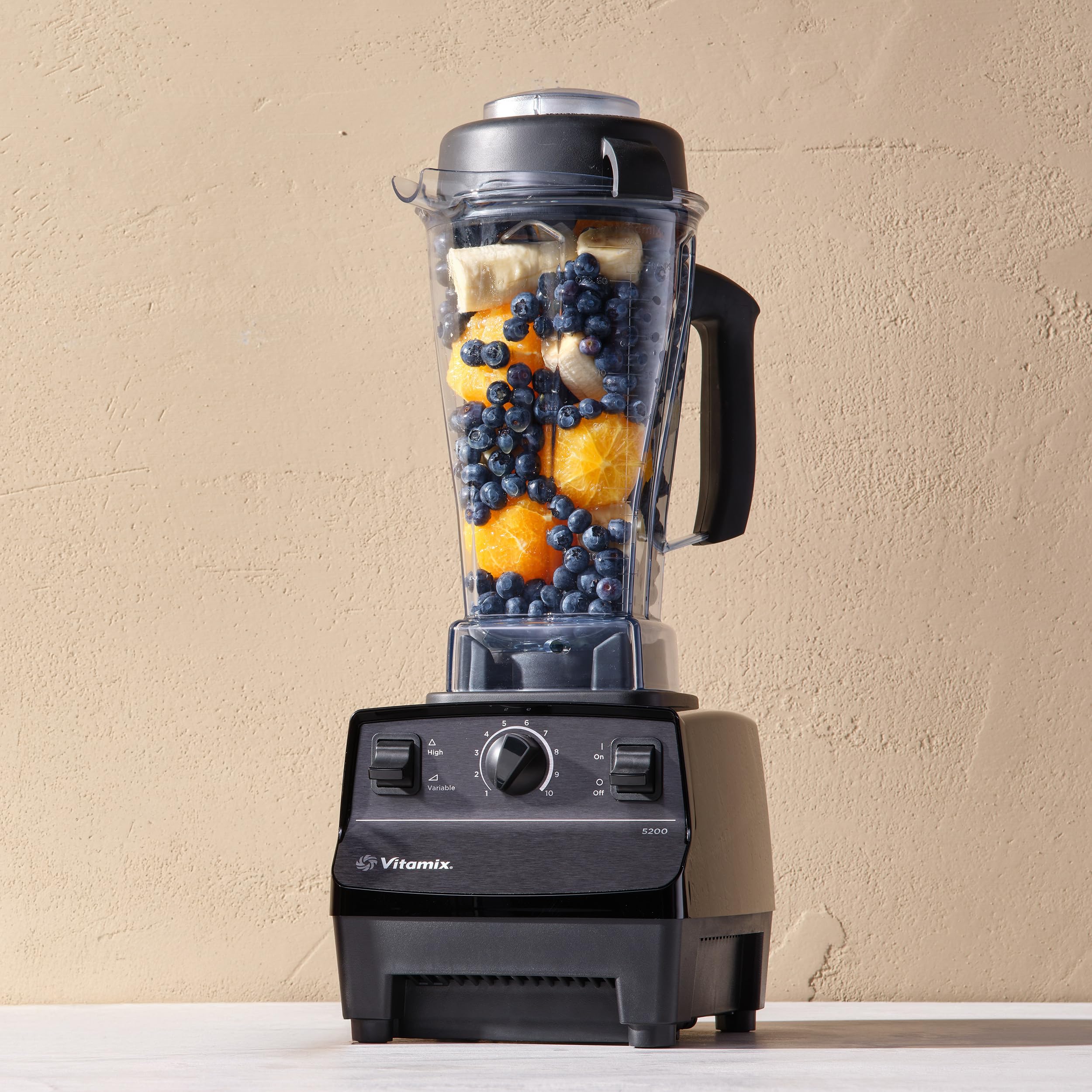 Vitamix 5200 64-ounce container for large-batch smoothies and sauces