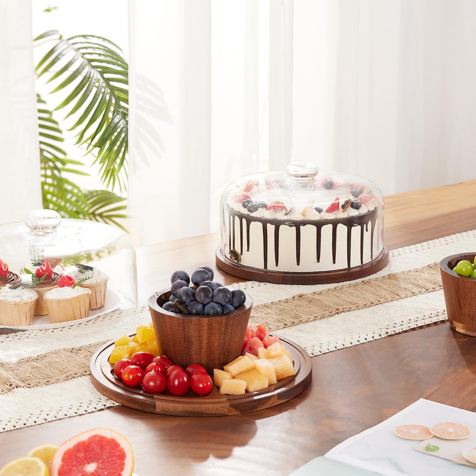 VIVIRBIEN fruit and vegetable platter for stylish serving and sharing.