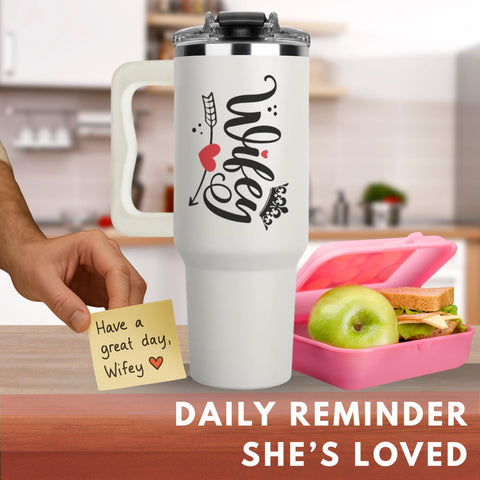 Vivulla68 wifey cup with straw and handle for comfortable sipping.