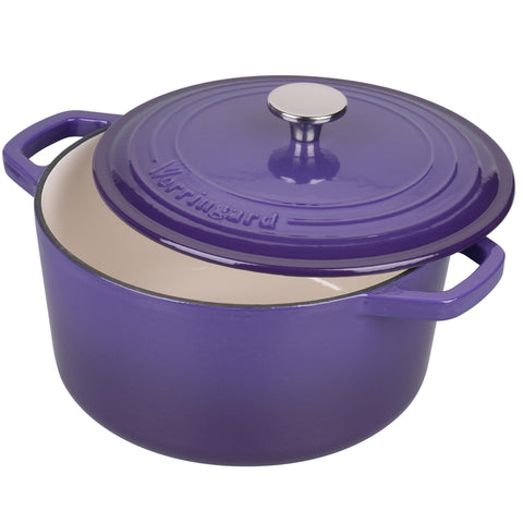VORRINGARD dutch oven on stovetop demonstrates versatile transfer from fire to table