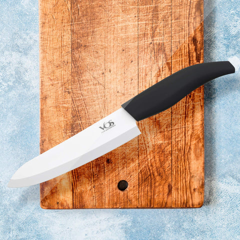 Vos dishwasher-safe ceramic knives for easy cleanup.