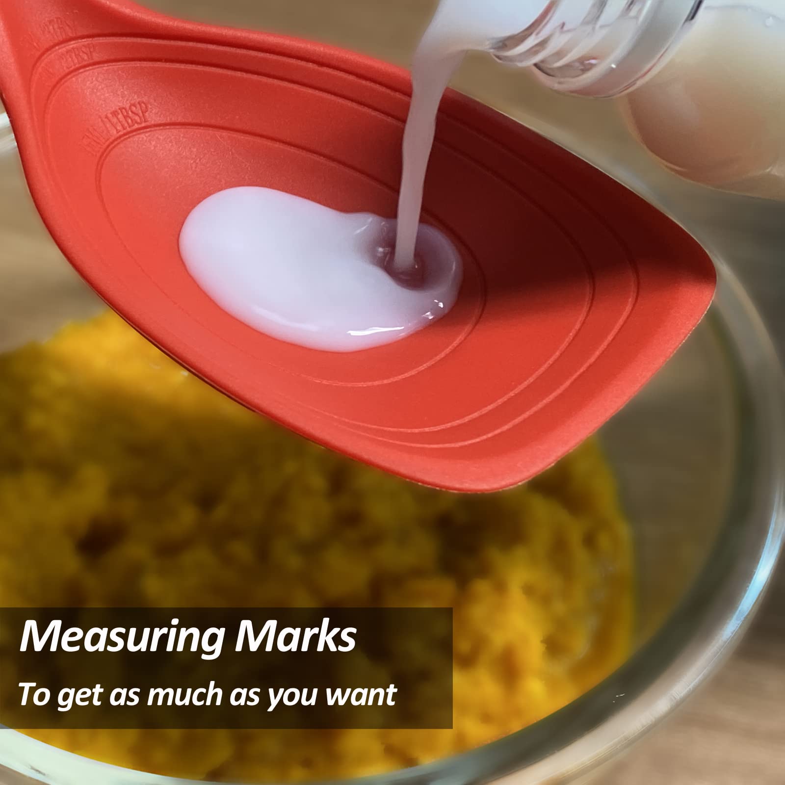 Vovoly embossed measures on the deep bowl for quick additions