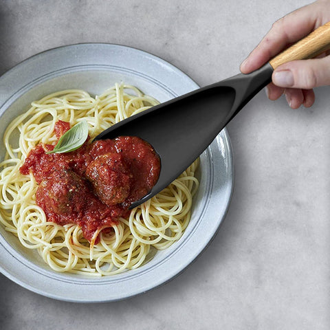 Vovoly heat resistant silicone spoon resists high heat without warping.