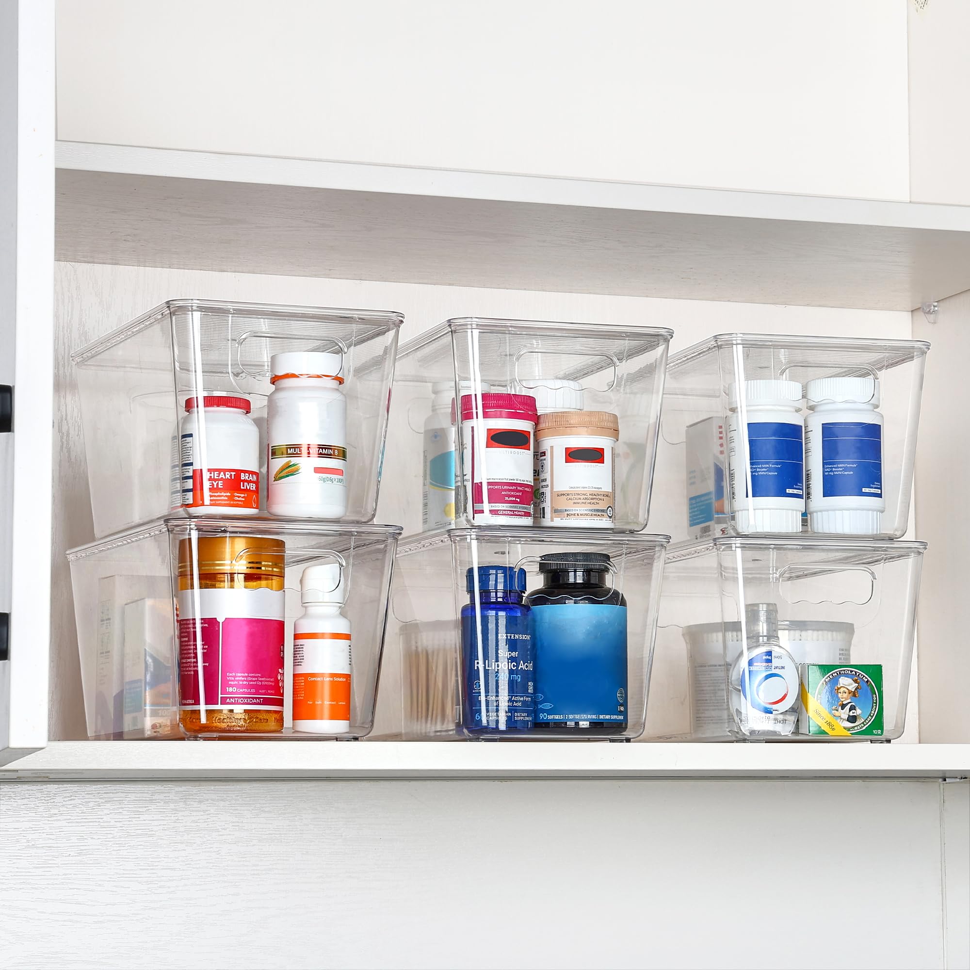 Vtopmart stackable bin with lids saves vertical space.