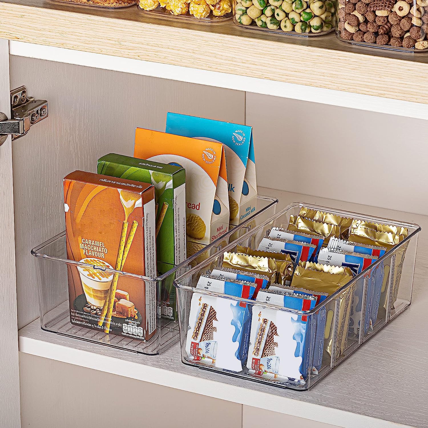 Vtopmart transparent organizer bin ideal for pantry and fridge use.