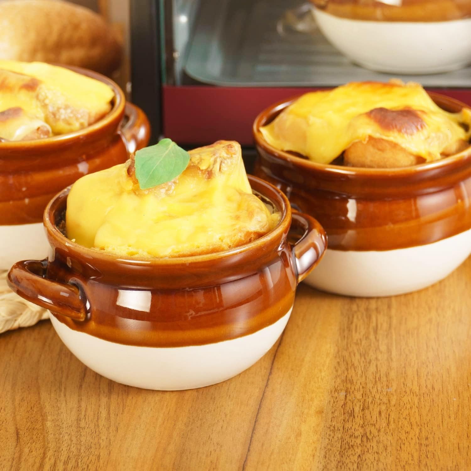 Vumdua oven-safe bowls with lids ready for broil or bake