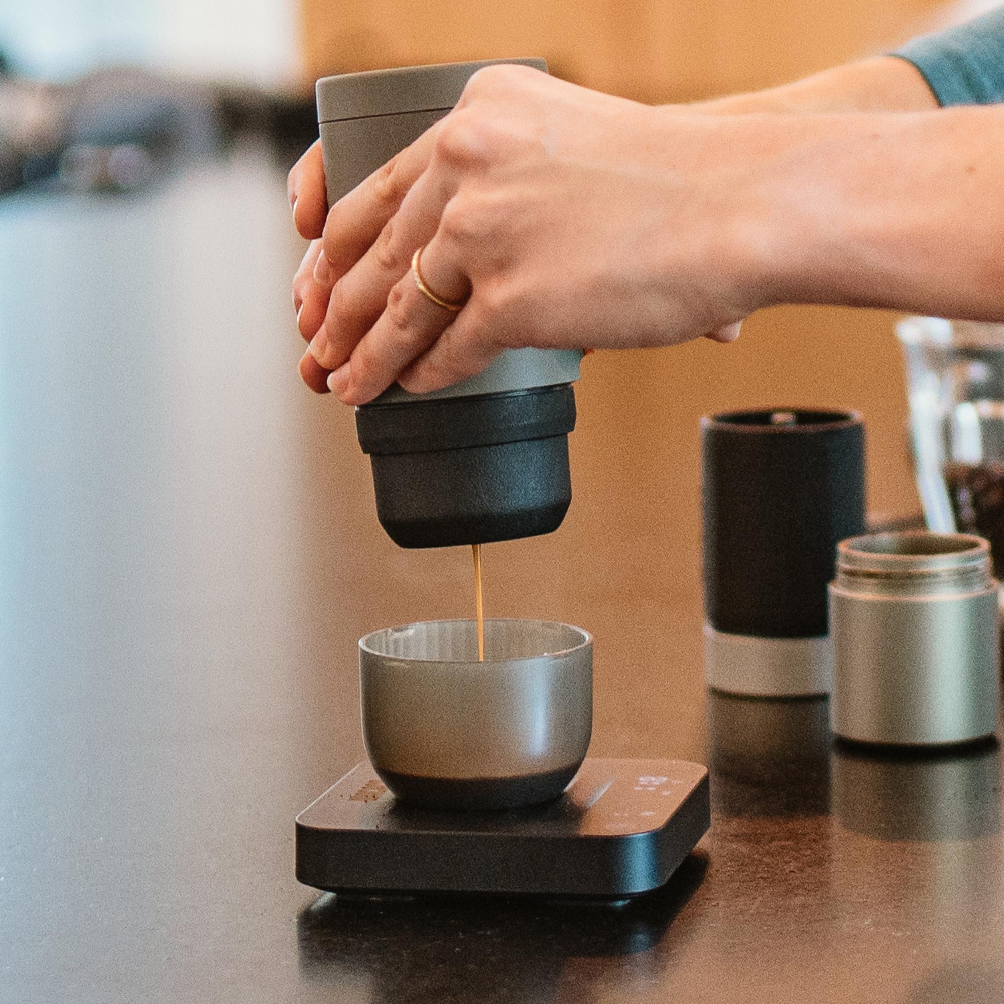 WACACO Exagram Pro offers a world-champion-barista-inspired recipe mode for guided brewing.