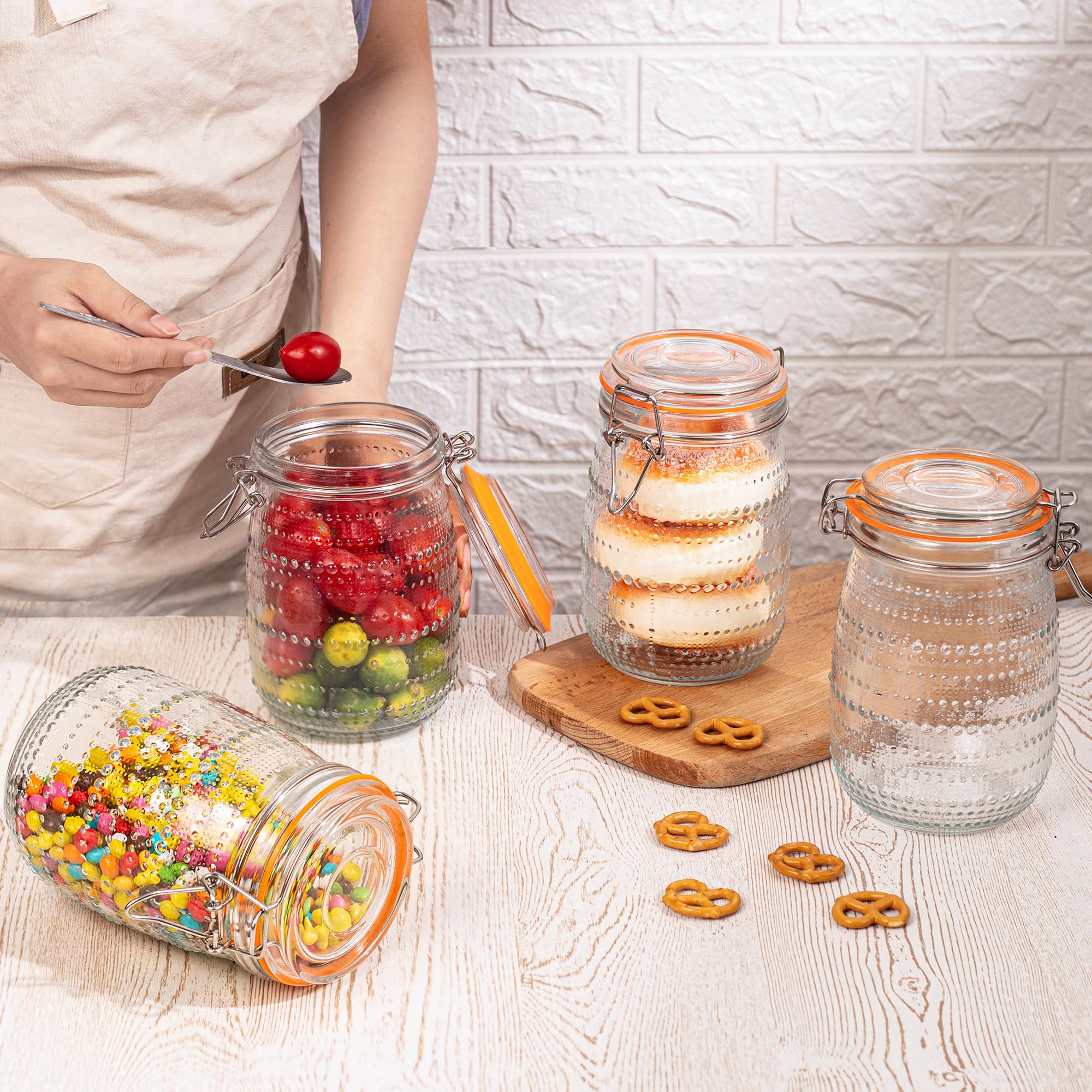 WACOI wide-mouth jar stores oats, fruits, and snacks neatly