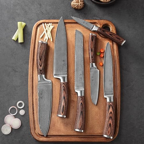 Wakoli EDIB santoku knife ready for chopping and dicing tasks with ease