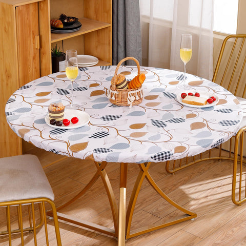 Walrus stain-resistant finish keeps the table clean between uses