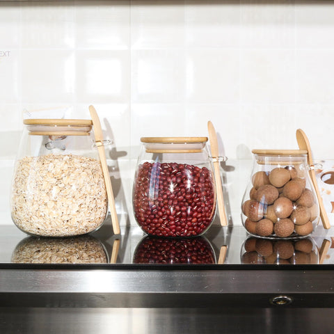 Wide-mouth design for simple filling and retrieval of cereals and grains.
