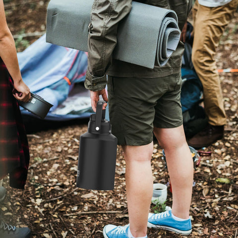 WATERSY handle design provides easy carrying on hikes or commutes