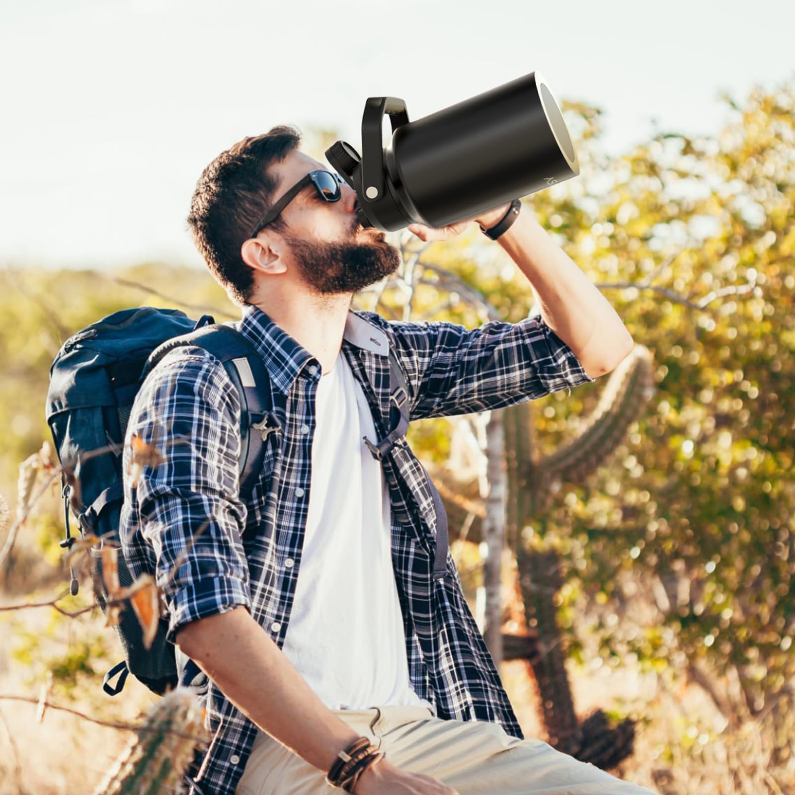 WATERSY sweat-proof coating keeps hands dry in outdoor use