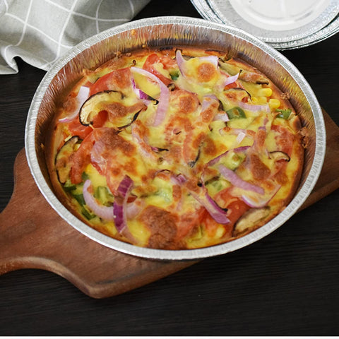 Waytiffer disposable aluminum tin offers lightweight, mess-free serving.