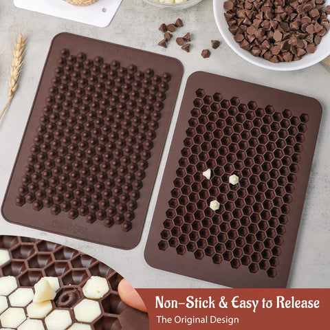 Webake oven-freezer safe mold for versatile dessert prep.
