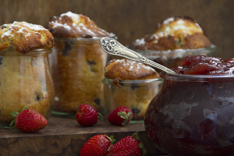 WECK tulip jars wide-mouth design enables easy filling and cleaning.