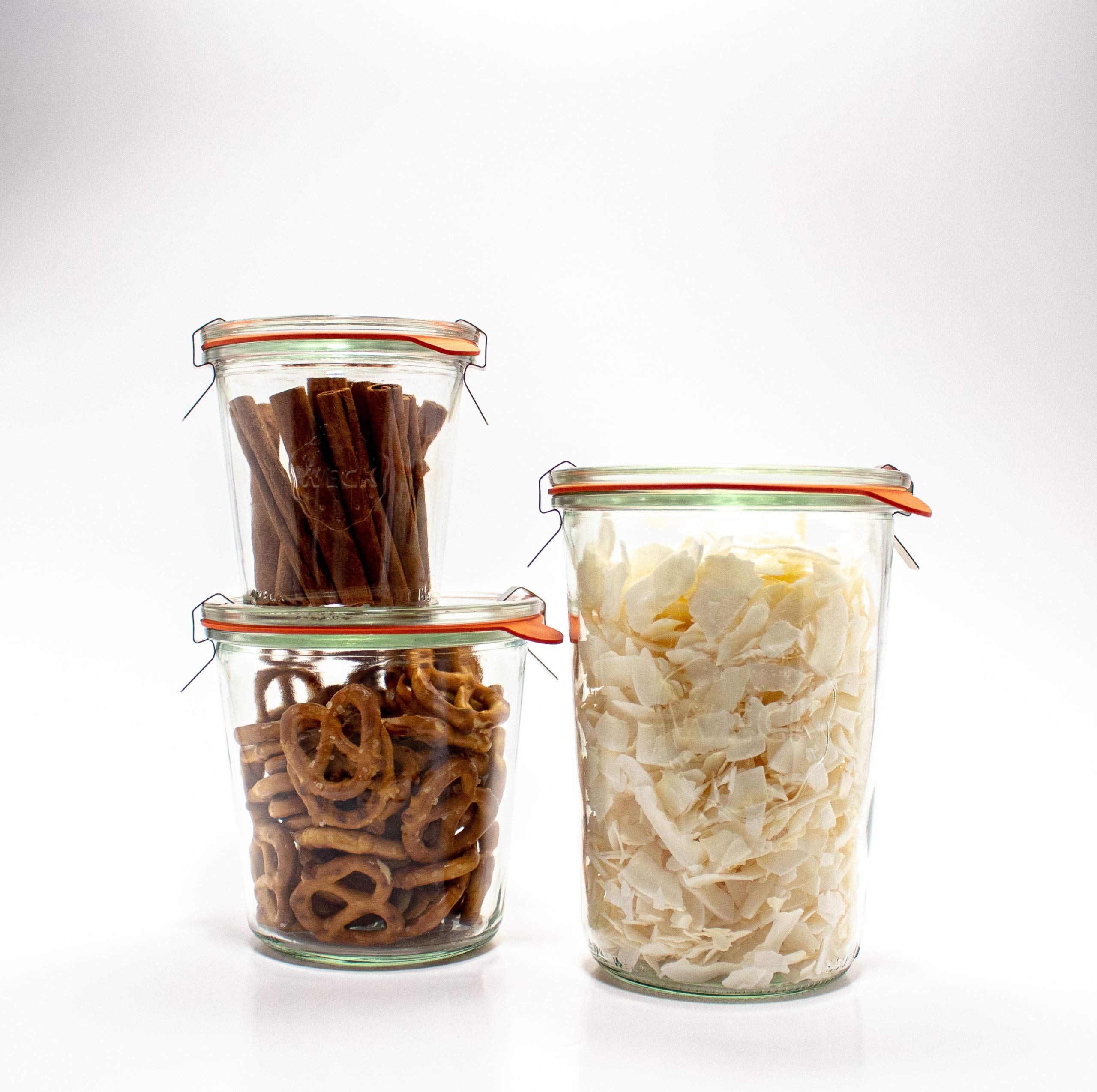 Weck Jars 743 rubber gasket ensures reliable seal for extended freshness.