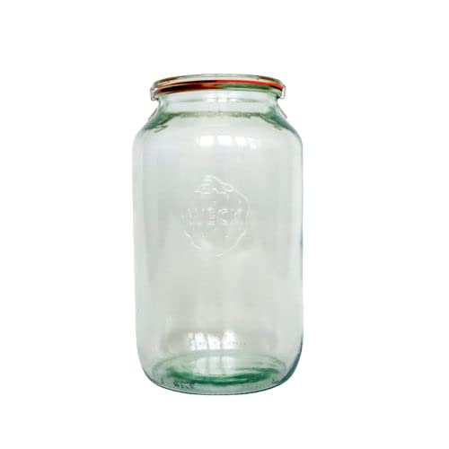 WECK dishwasher- and microwave-safe glass for simple cleaning.