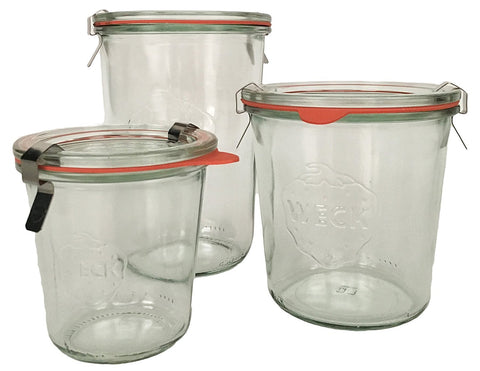 WECK mold jar wide neck opening enables easy filling and thorough cleaning.