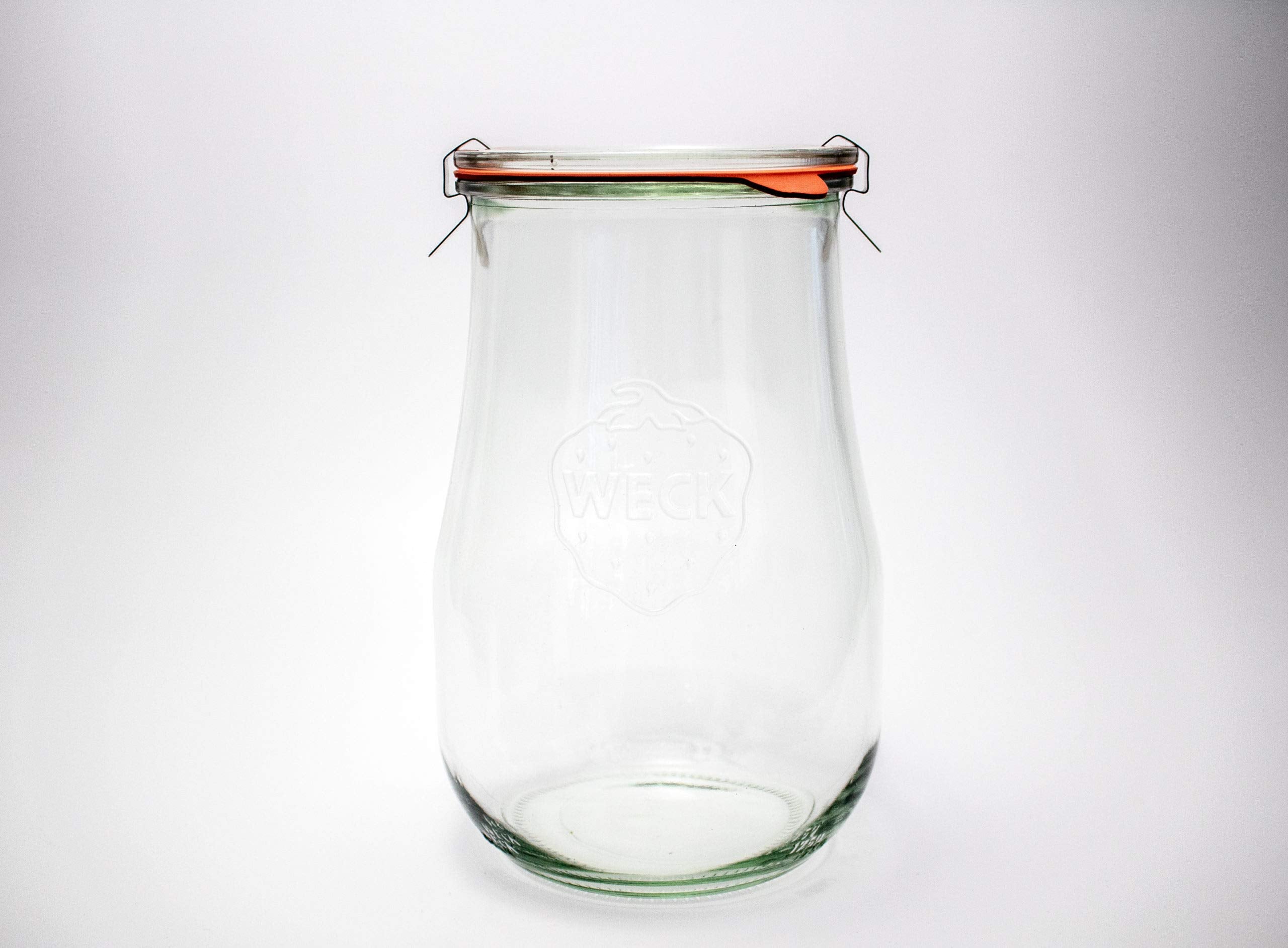 Weck Tulip jar design enhances kitchen aesthetics while offering practical storage.