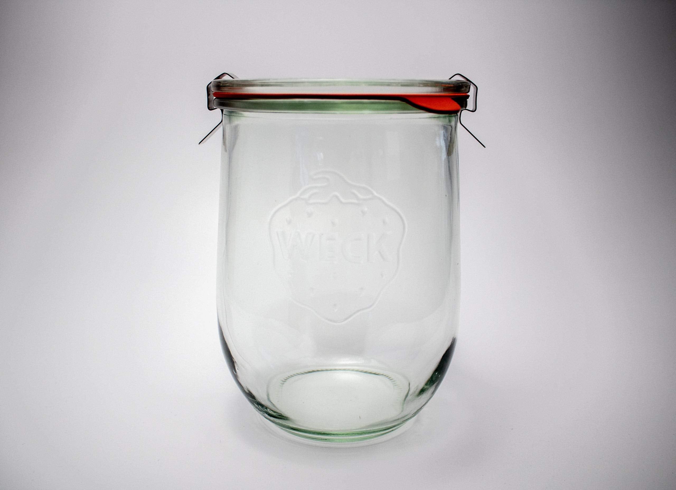 WECK Tulip jar filled with oats and spices demonstrating versatile storage