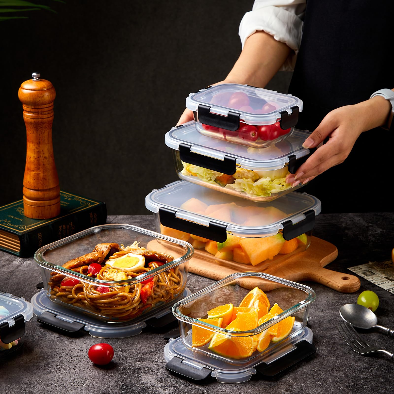 Wells glass meal prep 1060ml container offers generous storage for mixed lunches and meal prep