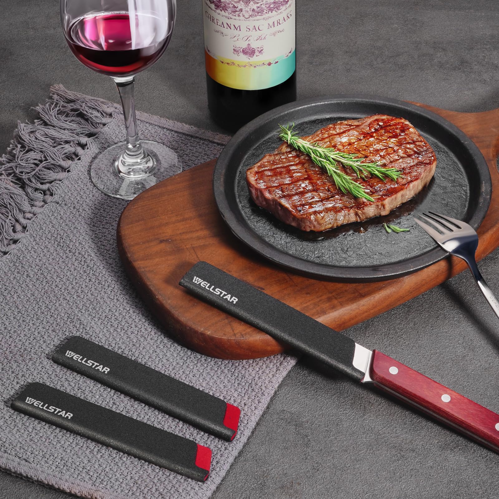 Wellstar BPA-free ABS plastic shell provides non-toxic blade protection.