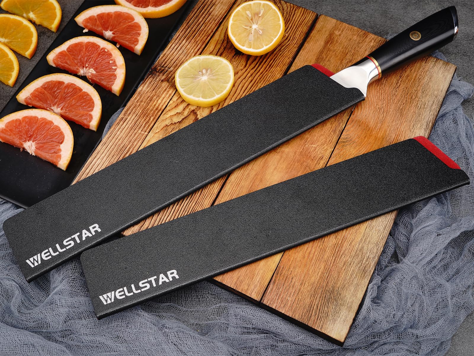 WELLSTAR 2-piece set keeps blades organized saving kitchen space